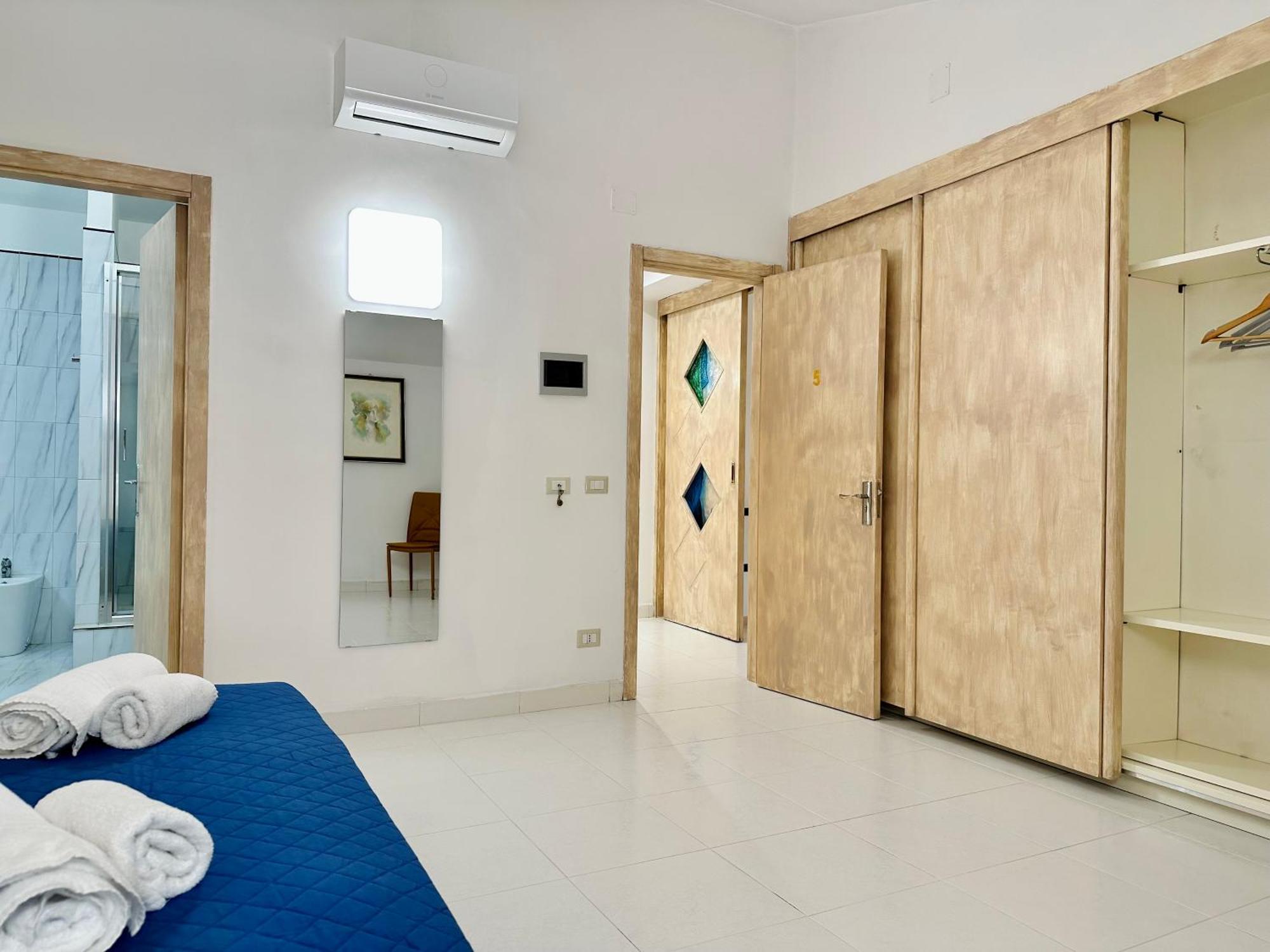 Unique Rooms In Centro Citta Bagno Privato E Climatizzatore รากูซา ภายนอก รูปภาพ