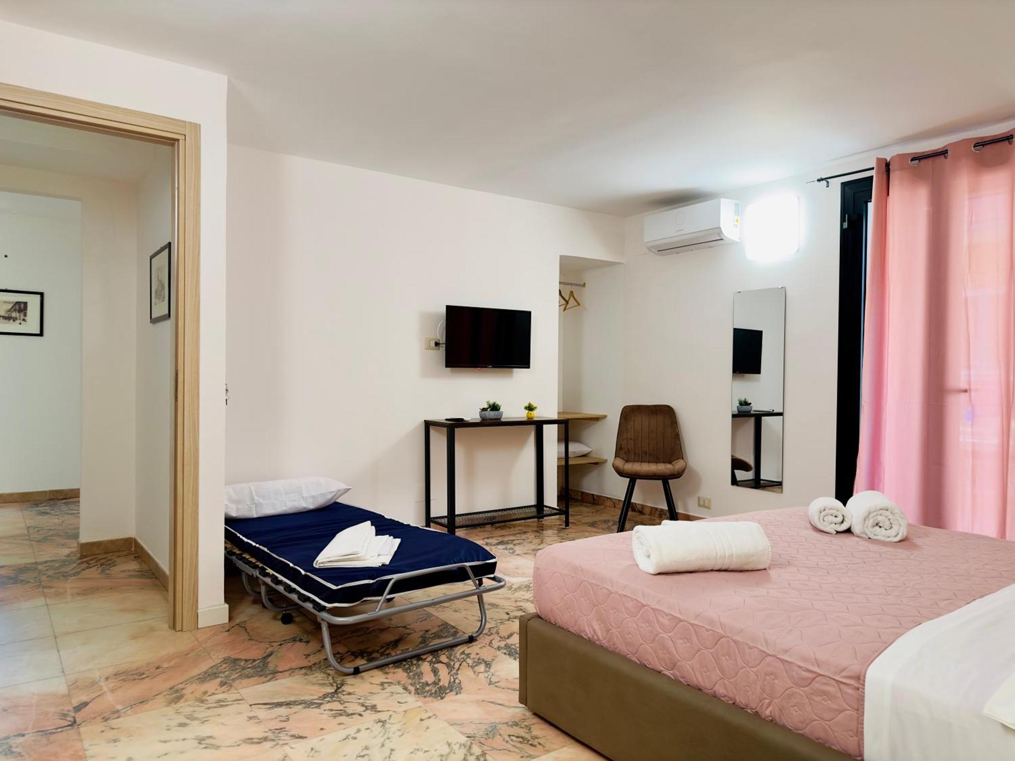 Unique Rooms In Centro Citta Bagno Privato E Climatizzatore รากูซา ภายนอก รูปภาพ